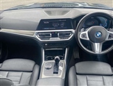 BMW 3 Series Image 4