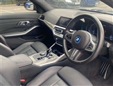 BMW 3 Series Image 6