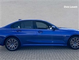 BMW 3 Series Image 3
