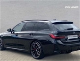 BMW 3 Series Image 2