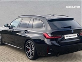 BMW 3 Series Image 2