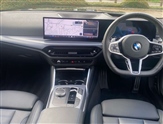 BMW 3 Series Image 4