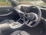 BMW 3 Series Image 6