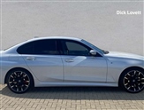 BMW 3 Series Image 3
