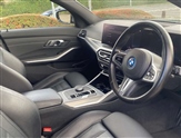 BMW 3 Series Image 6