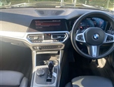 BMW 3 Series Image 4
