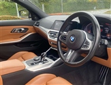 BMW 3 Series Image 6