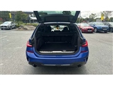 BMW 3 Series Image 4