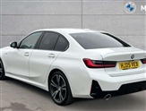 BMW 3 Series Image 2