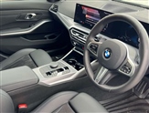 BMW 3 Series Image 6