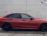 BMW 3 Series Image 3