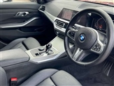 BMW 3 Series Image 6