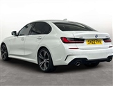 BMW 3 Series Image 2