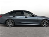 BMW 3 Series Image 3