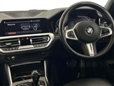 BMW 3 Series Image 6