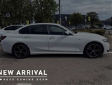BMW 3 Series Image 4