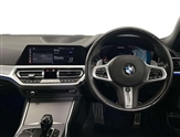 BMW 3 Series Image 6
