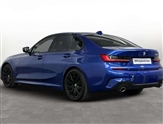 BMW 3 Series Image 2