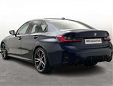 BMW 3 Series Image 2