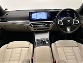 BMW 3 Series Image 5