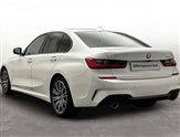 BMW 3 Series Image 2