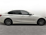 BMW 3 Series Image 3
