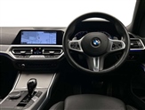 BMW 3 Series Image 6