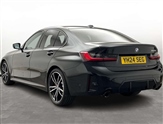 BMW 3 Series Image 2