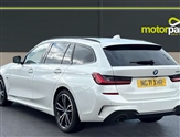 BMW 3 Series Image 5