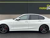 BMW 3 Series Image 6