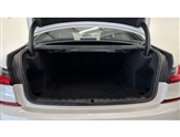 BMW 3 Series Image 4