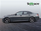 BMW 3 Series Image 6
