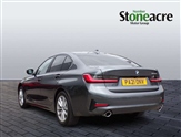 BMW 3 Series Image 5