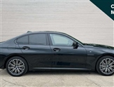 BMW 3 Series Image 2