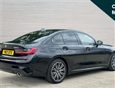 BMW 3 Series Image 3