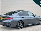 BMW 3 Series Image 3