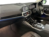 BMW 3 Series Image 6
