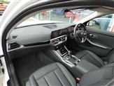 BMW 3 Series Image 4