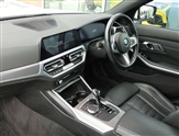 BMW 3 Series Image 2