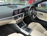 BMW 3 Series Image 2