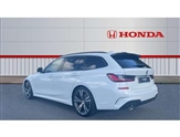 BMW 3 Series Image 3