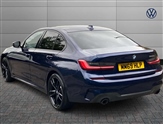 BMW 3 Series Image 3