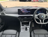 BMW 3 Series Image 4