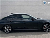 BMW 3 Series Image 3