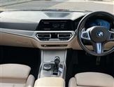 BMW 3 Series Image 4