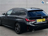 BMW 3 Series Image 2