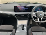 BMW 3 Series Image 4