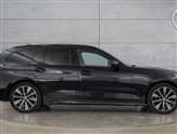 BMW 3 Series Image 3