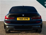 BMW 3 Series Image 4