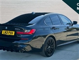 BMW 3 Series Image 3